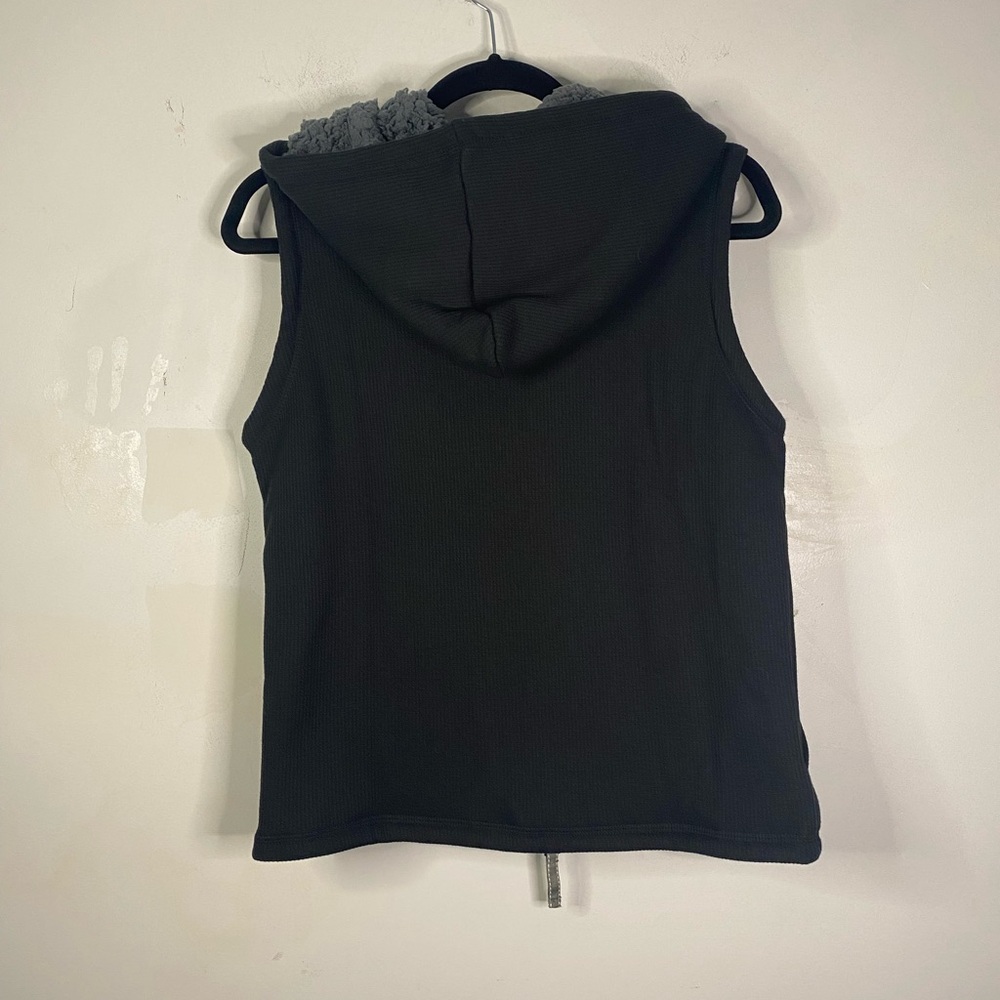 The Black Dog kids bonded hooded vest NWT - Picture 9 of 9